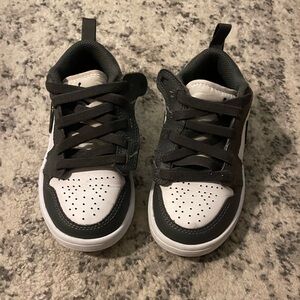 Nike Jordan 1 Low ALT Toddler Shoes Black & White Size 10.5